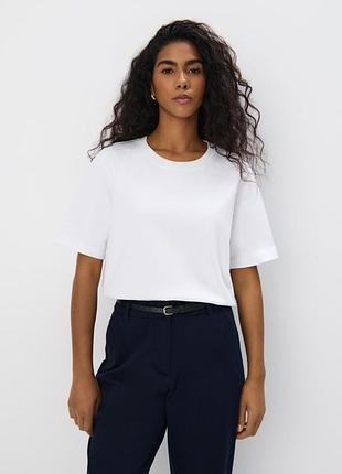 Футболка жіноча