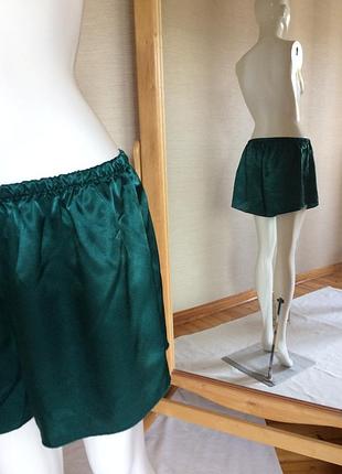 Женские шорты