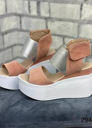 Босоніжки на танкетці натуральна шкіра/замш