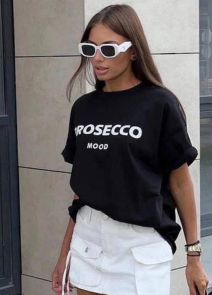 Футболка жіноча