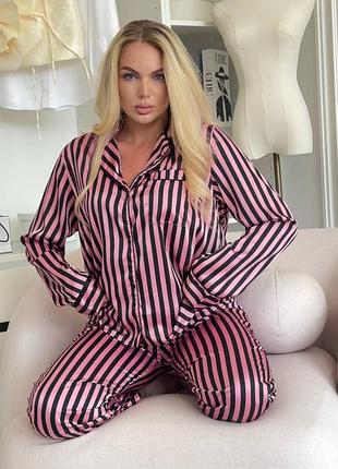Шовкова піжама у смужку