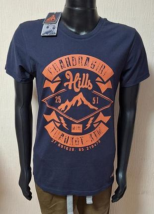 Хлопковая футболка синего цвета с эффектом потресканого принта chandragiri с биркой