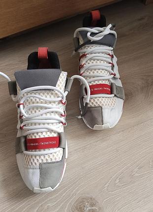 Кроссовки мужские adidas twinstrike размер 45 (29 см), состояние отличное