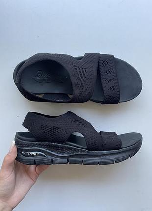 Босоніжки skechers