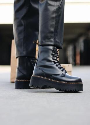 Зимние ботинки dr. martens jadon на платформе10 фото