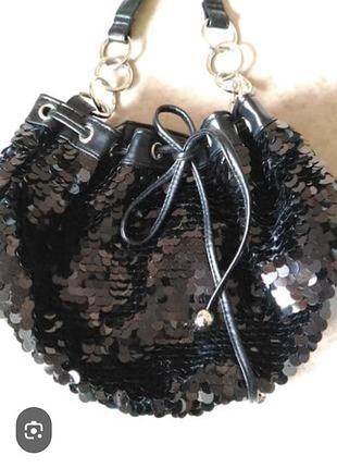 Чорна стильна сумочка з пайетками