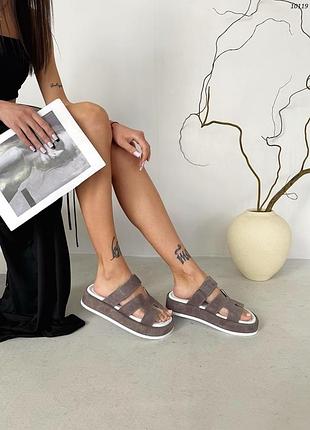 Трендові шльопанці