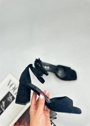 Босоножки женские