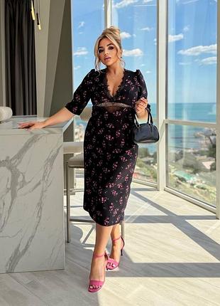 Жіноча нарядна вечірня шовкова сукня з шнурівкою на спині в квітковий принт | 7092.2