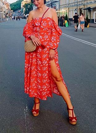 Красивое платье красная клеш