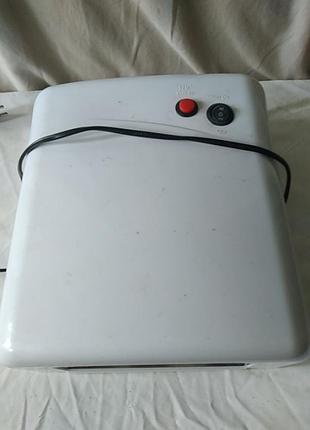 Лампа для манікюру