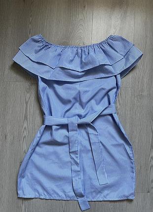 Літній сарафан з відкрити плечима