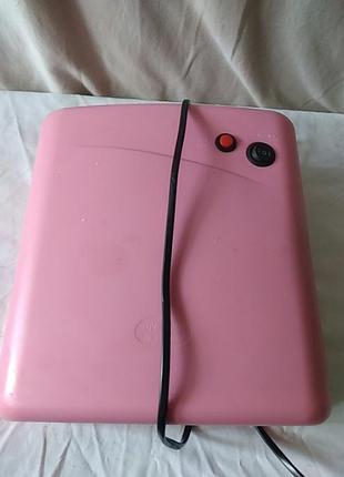 Лампа для манікюру