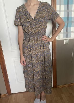 Літня сукня m