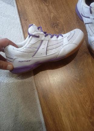 Продам женские кроссовки бренда panther