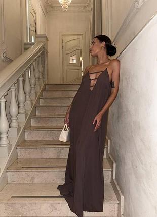 Жіноча невагома літня довга сукня з декольте та відкритою спиною | 1554