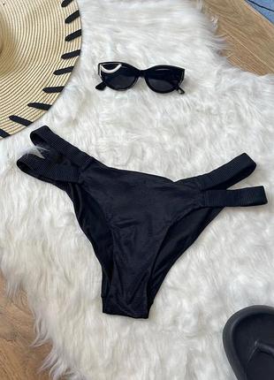Низ чорний від купальнику h&m розмір m