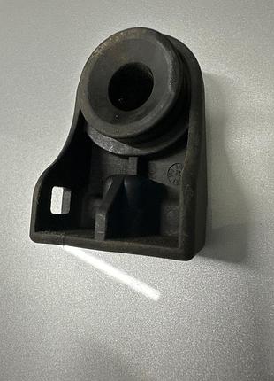 Кріплення радіатора peugeot 206,берлінго (1998-2011) 9628677880