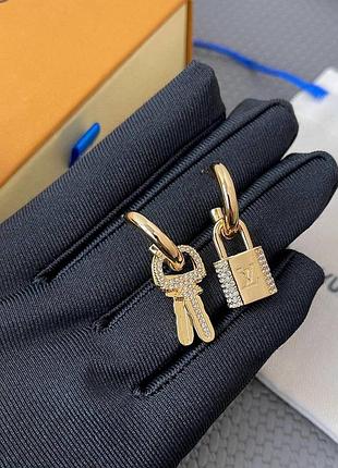 Сережки кульчики