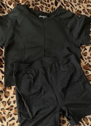 Комплект спортивний