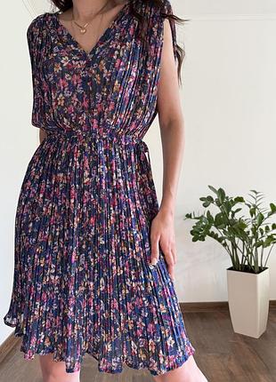 Сукня шифонова легка літня плісеровка у квітковий принт гарна плаття платье
