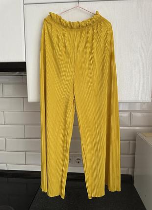 Жіночі кюлоти  жовтого кольору