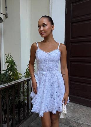 Жіноча біла коротка сукня із прошви | 777