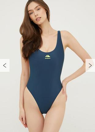 Суцільний купальник