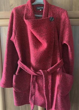 Пальто осіннє