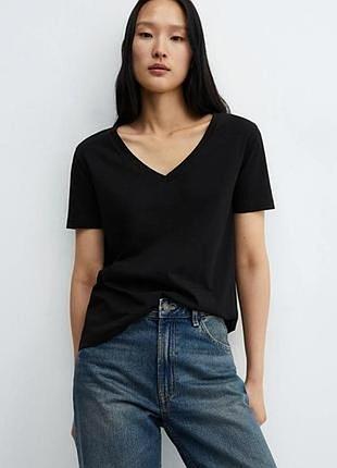 Футболка жіноча чорна universal thread розмір m
