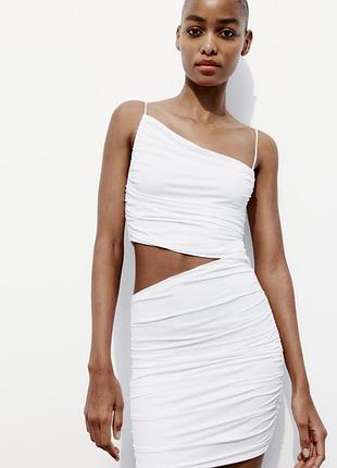 Zara платье бра белая короткая s мини асимметричное
