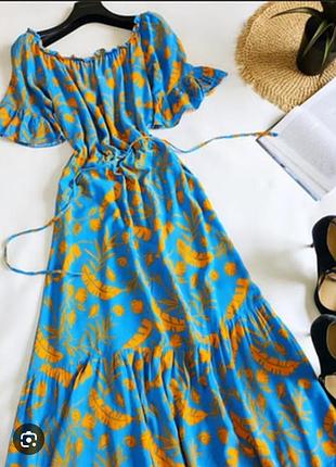 Красива басовняна сукня