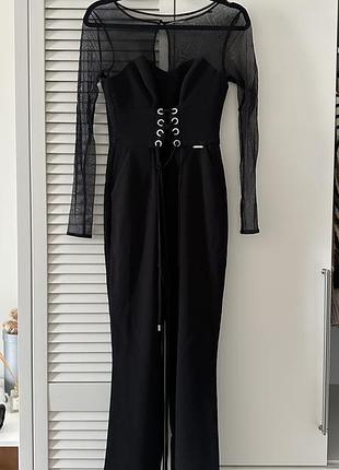 Вишуканий комбінезон