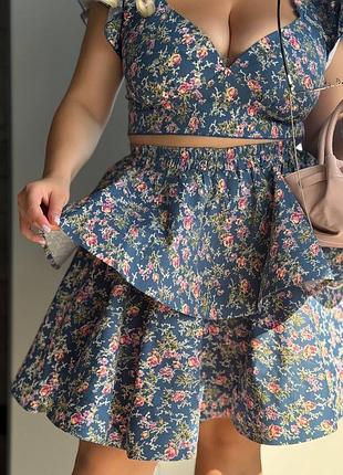 Жіночий літній котоновий костюм топ із декольте і коротка спідниця міні