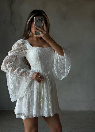 Ажурное платье с кружевом