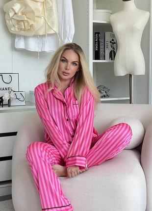 Пижама в полоску