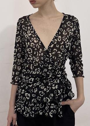 Прозора легенька блуза