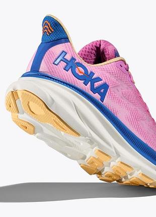 Hoka кросівки one one