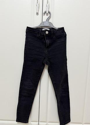 Джинси 134 р
