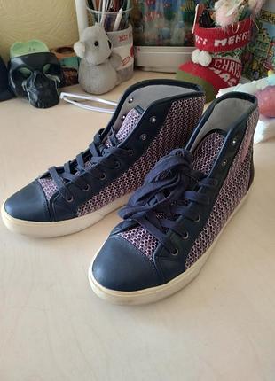 Стильні кеди