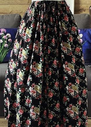Вінтажна яскрава довга спідниця максі з віскози в квітковий принт в стилі ретро вінтаж котеджкор earth / angel vintage stories