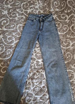 Джинсы джинси