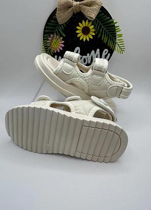 Босоніжки для дівчинки 4