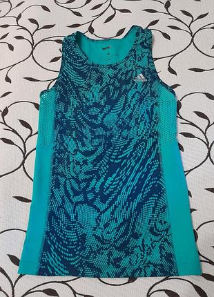 Майка женская спортивная, размер м, фирмы adidas