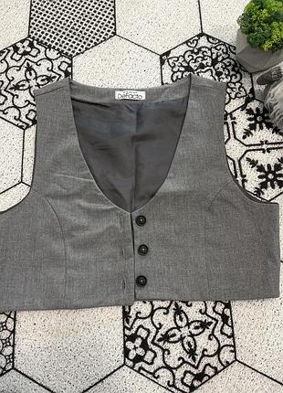 Жилет з тканини