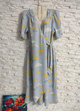 Меди платье в летний принт.
