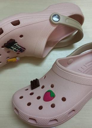 Шлепанцы босоножки лето жен.37-38р.crocs вьетнам