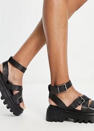 Шкіряні босоніжки simply be 39 розміру в ідеальному стані