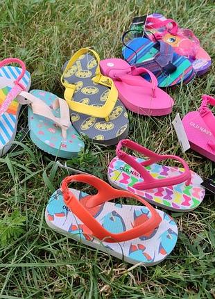 В наличии детские вьетнамки от 22 до 33 размера