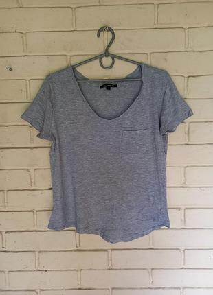 Укороченная футболка размер s